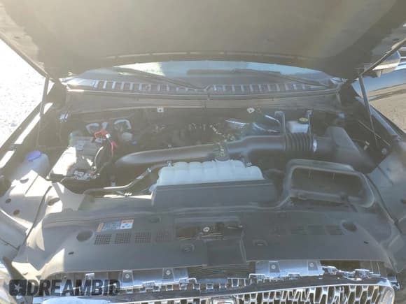 ✅ 2024 Lincoln Navigator Reserve • VIN: 5LMJJ2LG5REL17285 • Лот: 87199855. Опубликован ранее на Copart с пробегом 10 329 миль. Бесплатный доступ к архиву аукционных продаж из США и подробный отчёт об истории автомобиля на DreamBid. Изображение 12.