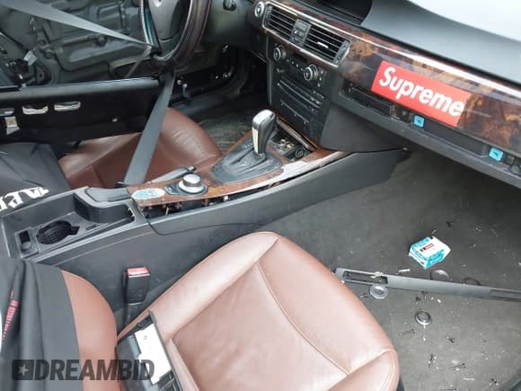 ✅ 2007 BMW 3 Series 328xi • VIN: WBAVC935X7K032166 • Лот: 41970432. Опубликован ранее на IAAI с пробегом Не указан. Бесплатный доступ к архиву аукционных продаж из США и подробный отчёт об истории автомобиля на DreamBid. Изображение 5.