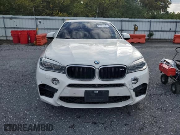 ✅ 2016 BMW X6 M • VIN: 5YMKW8C56G0R43430 • Lot: 81043235. Listed on Copart with 105,527 mi. Free auction sales archive from the USA and detailed vehicle history report at DreamBid. Image 5.