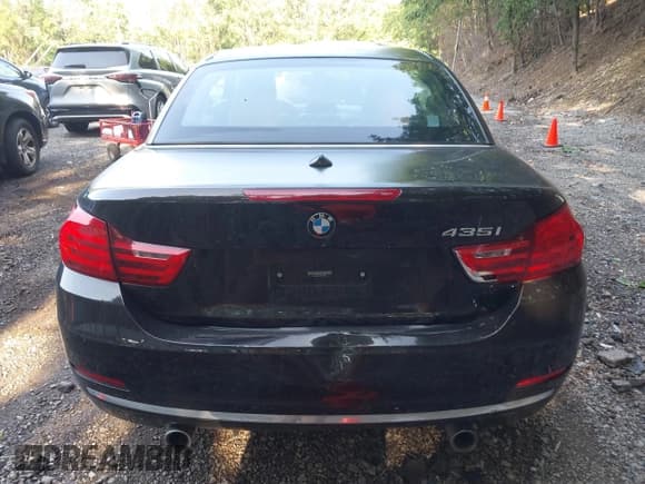 ✅ 2014 BMW 4 Series 435i • VIN: WBA3T3C5XEP737859 • Лот: 42462369. Опубликован ранее на IAAI с пробегом 141 465 миль. Бесплатный доступ к архиву аукционных продаж из США и подробный отчёт об истории автомобиля на DreamBid. Изображение 17.