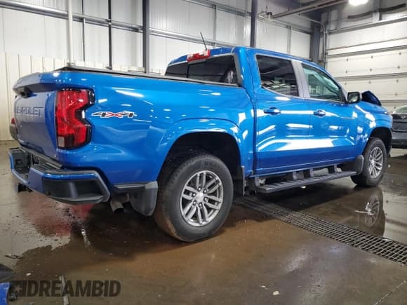 ✅ 2023 Chevrolet Colorado 4WD LT • VIN: 1GCPTCEK4P1222014 • Lot: 80140305. Listed on Copart with 9,990 mi. Free auction sales archive from the USA and detailed vehicle history report at DreamBid. Image 3.