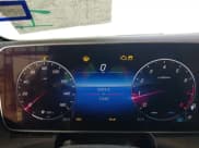 ✅ 2023 Mercedes-Benz GLC 300 • VIN: W1NKM4GB8PF053377 • Lot: 41923046. Wystawiony na IAAI z przebiegiem 13 560 mil. Bezpłatny archiwum sprzedaży aukcyjnych z USA i szczegółowy raport historii pojazdu na DreamBid. Zdjęcie 7.