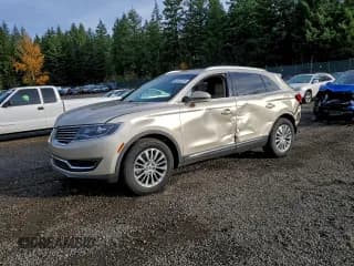 ✅ 2017 Lincoln MKX Select • VIN: 2LMPJ6KP0HBL37240 • Лот: 93457225. Опубликован ранее на Copart с пробегом 34 536 миль. Бесплатный доступ к архиву аукционных продаж из США и подробный отчёт об истории автомобиля на DreamBid. Изображение 1.