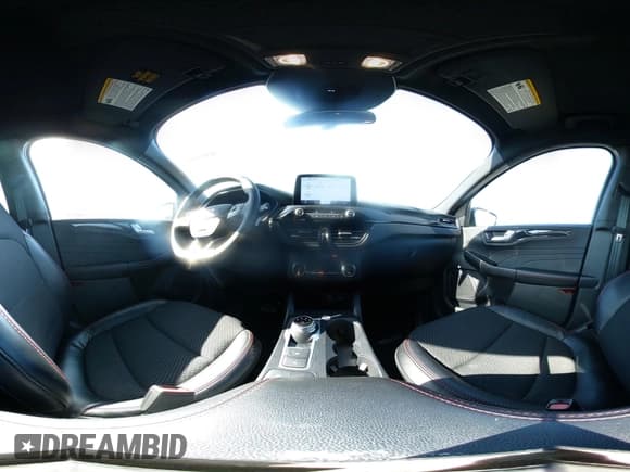 ✅ 2025 Ford Escape ST-Line • VIN: 1FMCU0MN5SUB34467 • Lot: 43695984. Wystawiony na IAAI z przebiegiem 12 413 mil. Bezpłatny archiwum sprzedaży aukcyjnych z USA i szczegółowy raport historii pojazdu na DreamBid. Zdjęcie 19.