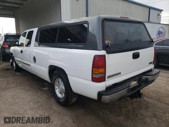 ✅ 2003 GMC Sierra 1500 • VIN: 1GTEC19T23E104562 • Лот: 38253722. Опубликован ранее на Copart с пробегом 315 846 миль. Бесплатный доступ к архиву аукционных продаж из США и подробный отчёт об истории автомобиля на DreamBid. Изображение 3.