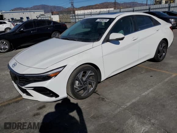 ✅ 2025 Hyundai Elantra Limited • VIN: KMHLP4DG2SU872145 • Лот: 71909075. Опубликован ранее на Copart с пробегом 10 264 миль. Бесплатный доступ к архиву аукционных продаж из США и подробный отчёт об истории автомобиля на DreamBid. Изображение 1.