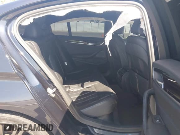 ✅ 2017 BMW 5 Series 540i • VIN: WBAJE5C38HG917101 • Лот: 42047417. Опубликован ранее на IAAI с пробегом 96 958 миль. Бесплатный доступ к архиву аукционных продаж из США и подробный отчёт об истории автомобиля на DreamBid. Изображение 8.