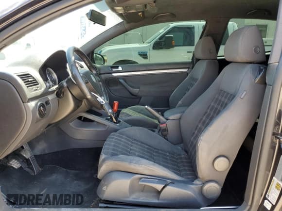 ✅ 2007 Volkswagen Golf GTI • VIN: WVWEV71K07W139164 • Lot: 56896555. Listed on Copart with 184,123 mi. Free auction sales archive from the USA and detailed vehicle history report at DreamBid. Image 7.