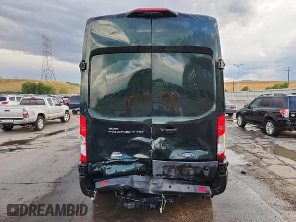 ✅ 2020 Ford Transit • VIN: 1FTBR2XG5LKB69260 • Lot: 63528105. Wystawiony na Copart z przebiegiem 38 202 mil. Bezpłatny archiwum sprzedaży aukcyjnych z USA i szczegółowy raport historii pojazdu na DreamBid. Zdjęcie 6.