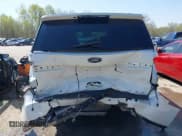 ✅ 2020 Ford Expedition Max XLT • VIN: 1FMJK1JT9LEA76235 • Lot: 41972476. Wystawiony na IAAI z przebiegiem 161 436 mil. Bezpłatny archiwum sprzedaży aukcyjnych z USA i szczegółowy raport historii pojazdu na DreamBid. Zdjęcie 17.