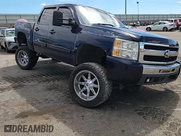 ✅ 2010 Chevrolet Silverado 1500 LT • VIN: 3GCRKSEA6AG157446 • Lot: 81682725. Listed on Copart with Not provided. Free auction sales archive from the USA and detailed vehicle history report at DreamBid. Image 13.