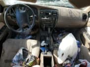 ✅ 1998 Toyota 4Runner • VIN: JT3HM84R7W0027062 • Лот: 73797524. Опубликован ранее на Copart с пробегом 272 678 миль. Бесплатный доступ к архиву аукционных продаж из США и подробный отчёт об истории автомобиля на DreamBid. Изображение 8.