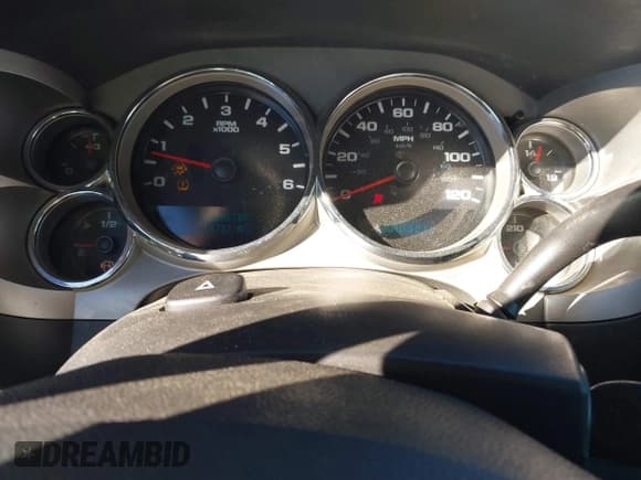 ✅ 2007 Chevrolet Silverado 1500 1LT • VIN: 2GCEC13J171730196 • Lot: 43476968. Wystawiony na IAAI z przebiegiem 319 737 mil. Bezpłatny archiwum sprzedaży aukcyjnych z USA i szczegółowy raport historii pojazdu na DreamBid. Zdjęcie 7.