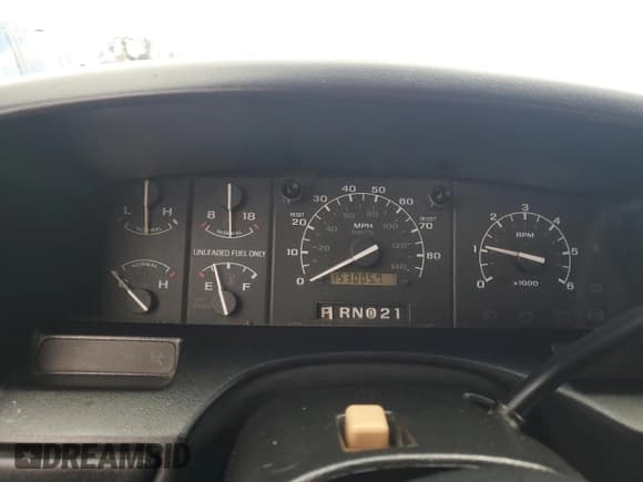 ✅ 1996 Ford F-150 • VIN: 1FTEX14H8TKA28287 • Lot: 57454015. Listed on Copart with 153,005 mi. Free auction sales archive from the USA and detailed vehicle history report at DreamBid. Image 9.