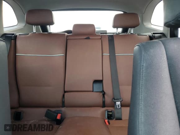 ✅ 2013 BMW X1 28i • VIN: WBAVM1C53DVW46288 • Лот: 85522685. Опубликован ранее на Copart с пробегом Не указан. Бесплатный доступ к архиву аукционных продаж из США и подробный отчёт об истории автомобиля на DreamBid. Изображение 10.