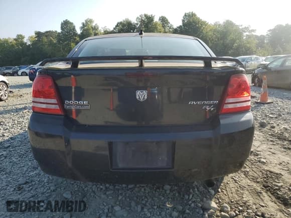 ✅ 2010 Dodge Avenger R/T • VIN: 1B3CC5FB9AN130147 • Лот: 68987434. Опубликован ранее на Copart с пробегом 125 266 миль. Бесплатный доступ к архиву аукционных продаж из США и подробный отчёт об истории автомобиля на DreamBid. Изображение 6.