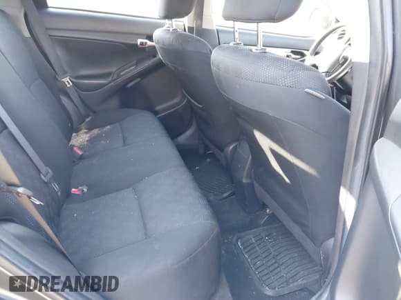 ✅ 2010 Toyota Matrix • VIN: 2T1KU4EE9AC251924 • Lot: 41592347. Wystawiony na IAAI z przebiegiem 178 182 mil. Bezpłatny archiwum sprzedaży aukcyjnych z USA i szczegółowy raport historii pojazdu na DreamBid. Zdjęcie 8.