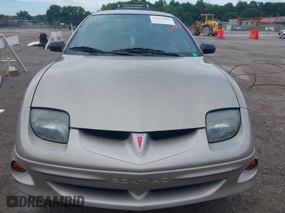 ✅ 2002 Pontiac Sunfire SE • VIN: 1G2JB52F527374700 • Lot: 42844988. Listed on IAAI with 144,043 mi. Free auction sales archive from the USA and detailed vehicle history report at DreamBid. Image 6.