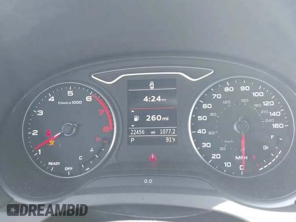 ✅ 2020 Audi A3 Premium • VIN: WAUAUGFFXLA002962 • Lot: 42138035. Wystawiony na IAAI z przebiegiem 22 456 mil. Bezpłatny archiwum sprzedaży aukcyjnych z USA i szczegółowy raport historii pojazdu na DreamBid. Zdjęcie 7.