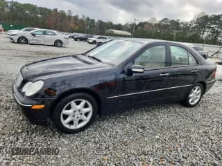 ✅ 2004 Mercedes-Benz C 240 • VIN: WDBRF61J24A569706 • Lot: 93297435. Wystawiony na Copart z przebiegiem 192 877 mil. Bezpłatny archiwum sprzedaży aukcyjnych z USA i szczegółowy raport historii pojazdu na DreamBid. Zdjęcie 1.