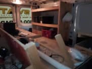 ✅ 2018 Ram ProMaster Cargo • VIN: 3C6TRVAG5JE134675 • Lot: 43534462. Wystawiony na IAAI z przebiegiem 180 220 mil. Bezpłatny archiwum sprzedaży aukcyjnych z USA i szczegółowy raport historii pojazdu na DreamBid. Zdjęcie 8.