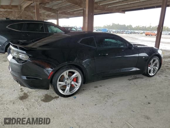 ✅ 2024 Chevrolet Camaro LT1 • VIN: 1G1FF1R75R0101555 • Lot: 83778484. Listed on Copart with 3,850 mi. Free auction sales archive from the USA and detailed vehicle history report at DreamBid. Image 3.