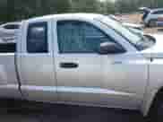 2009 Dodge Dakota ST with VIN 1D7HE22K89S739039, listed as a IAAI auction lot 42414097 with 232,619 mi miles and . Bid and sale history available at DreamBid. Image 12.