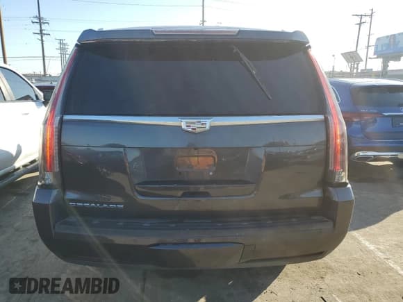 ✅ 2016 Cadillac Escalade ESV Platinum • VIN: 1GYS3KKJ9GR193251 • Лот: 87390644. Опубликован ранее на Copart с пробегом 95 574 миль. Бесплатный доступ к архиву аукционных продаж из США и подробный отчёт об истории автомобиля на DreamBid. Изображение 6.