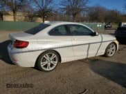 ✅ 2015 BMW 2 Series 228i • VIN: WBA1F9C51FVW98724 • Lot: 48041775. Wystawiony na Copart z przebiegiem 64 146 mil. Bezpłatny archiwum sprzedaży aukcyjnych z USA i szczegółowy raport historii pojazdu na DreamBid. Zdjęcie 3.