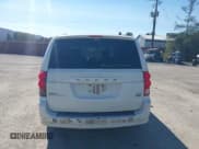 ✅ 2014 Dodge Grand Caravan SXT • VIN: 2C4RDGCG9ER253571 • Lot: 43531700. Wystawiony na IAAI z przebiegiem 355 313 mil. Bezpłatny archiwum sprzedaży aukcyjnych z USA i szczegółowy raport historii pojazdu na DreamBid. Zdjęcie 16.