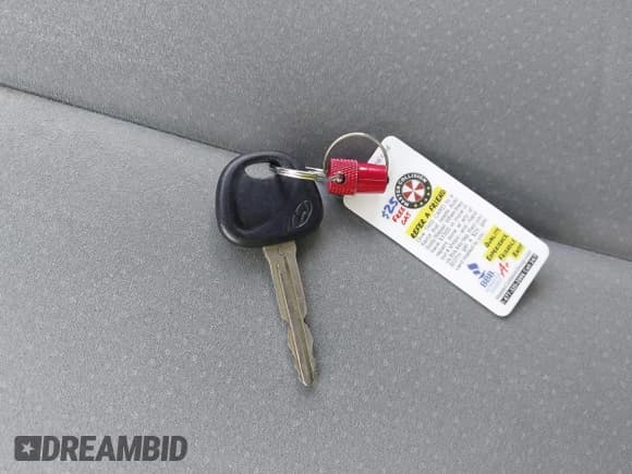 ✅ 2008 Hyundai Santa Fe SE • VIN: 5NMSH73EX8H166832 • Lot: 43175715. Wystawiony na IAAI z przebiegiem 186 172 mil. Bezpłatny archiwum sprzedaży aukcyjnych z USA i szczegółowy raport historii pojazdu na DreamBid. Zdjęcie 11.