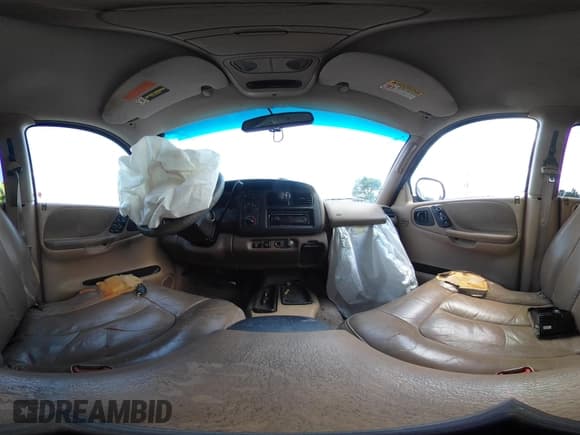 ✅ 1999 Dodge Durango • VIN: 1B4HR28Y5XF513487 • Lot: 42312816. Wystawiony na IAAI z przebiegiem Nie podano. Bezpłatny archiwum sprzedaży aukcyjnych z USA i szczegółowy raport historii pojazdu na DreamBid. Zdjęcie 17.