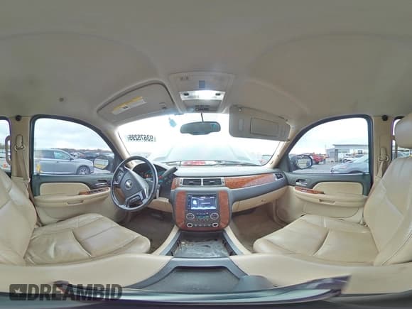 ✅ 2007 Chevrolet Tahoe LT • VIN: 1GNEK130X7R137638 • Lot: 93675295. Wystawiony na Copart z przebiegiem 213 199 mil. Bezpłatny archiwum sprzedaży aukcyjnych z USA i szczegółowy raport historii pojazdu na DreamBid. Zdjęcie 15.