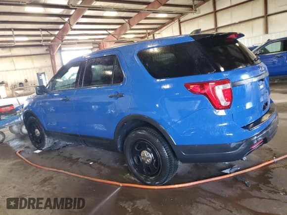 ✅ 2019 Ford Police Interceptor Utility • VIN: 1FM5K8AT8KGB15717 • Lot: 80195895. Listed on Copart with 102,971 mi. Free auction sales archive from the USA and detailed vehicle history report at DreamBid. Image 2.