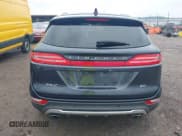 ✅ 2015 Lincoln MKC • VIN: 5LMCJ1A93FUJ09124 • Lot: 42893884. Wystawiony na IAAI z przebiegiem 104 011 mil. Bezpłatny archiwum sprzedaży aukcyjnych z USA i szczegółowy raport historii pojazdu na DreamBid. Zdjęcie 16.