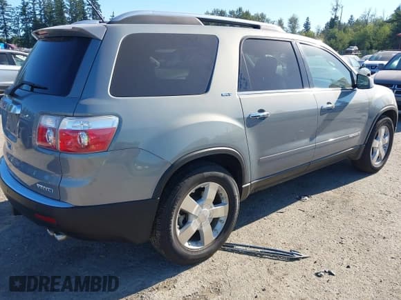 ✅ 2007 GMC Acadia SLT • VIN: 1GKEV23727J165357 • Lot: 42950913. Wystawiony na IAAI z przebiegiem 63 553 mil. Bezpłatny archiwum sprzedaży aukcyjnych z USA i szczegółowy raport historii pojazdu na DreamBid. Zdjęcie 4.
