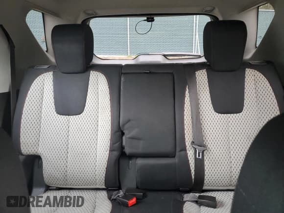 ✅ 2015 Chevrolet Equinox LS • VIN: 2GNALAEK9F6154600 • Лот: 87485675. Опубликован ранее на Copart с пробегом 106 668 миль. Бесплатный доступ к архиву аукционных продаж из США и подробный отчёт об истории автомобиля на DreamBid. Изображение 10.