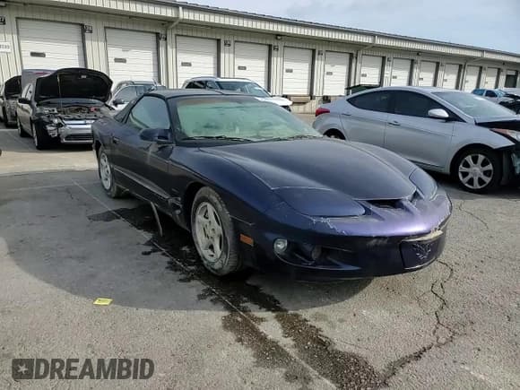 ✅ 1999 Pontiac Firebird Firebird • VIN: 2G2FS22K4X2202867 • Lot: 54529755. Wystawiony na Copart z przebiegiem Nie podano. Bezpłatny archiwum sprzedaży aukcyjnych z USA i szczegółowy raport historii pojazdu na DreamBid. Zdjęcie 13.