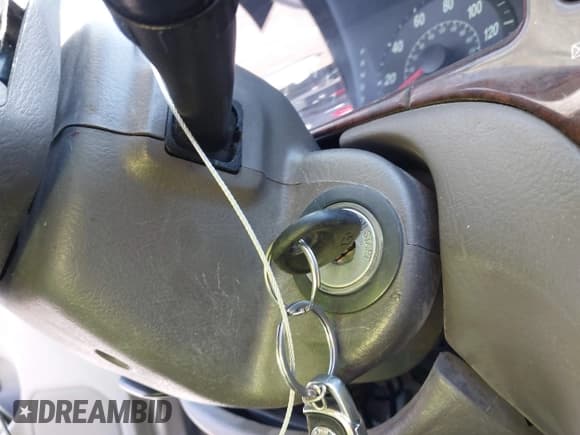 ✅ 2005 Hyundai Elantra GLS • VIN: KMHDN46D25U172577 • Лот: 42027345. Опубликован ранее на IAAI с пробегом 188 765 миль. Бесплатный доступ к архиву аукционных продаж из США и подробный отчёт об истории автомобиля на DreamBid. Изображение 11.