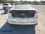 ✅ 2012 Chevrolet Volt • VIN: 1G1RD6E45CU106556 • Lot: 74603324. Wystawiony na Copart z przebiegiem 170 875 mil. Bezpłatny archiwum sprzedaży aukcyjnych z USA i szczegółowy raport historii pojazdu na DreamBid. Zdjęcie 6.