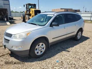 ✅ 2010 Chevrolet Traverse LS • VIN: 1GNLVEED2AS156268 • Lot: 65607445. Wystawiony na Copart z przebiegiem Nie podano. Bezpłatny archiwum sprzedaży aukcyjnych z USA i szczegółowy raport historii pojazdu na DreamBid. Zdjęcie 1.