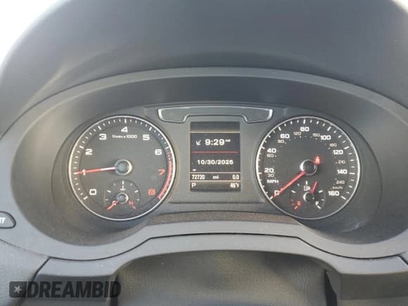 ✅ 2018 Audi Q3 Premium Plus • VIN: WA1JCCFS8JR020896 • Lot: 90362935. Listed on Copart with 72,720 mi. Free auction sales archive from the USA and detailed vehicle history report at DreamBid. Image 9.