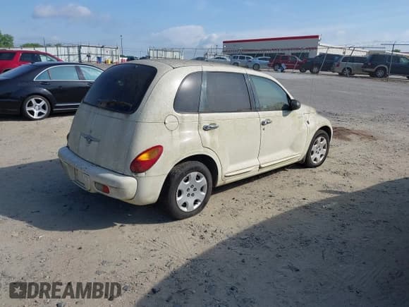 ✅ 2004 Chrysler PT Cruiser • VIN: 3C4FY48B24T353252 • Lot: 42169411. Listed on IAAI with Not provided. Free auction sales archive from the USA and detailed vehicle history report at DreamBid. Image 4.