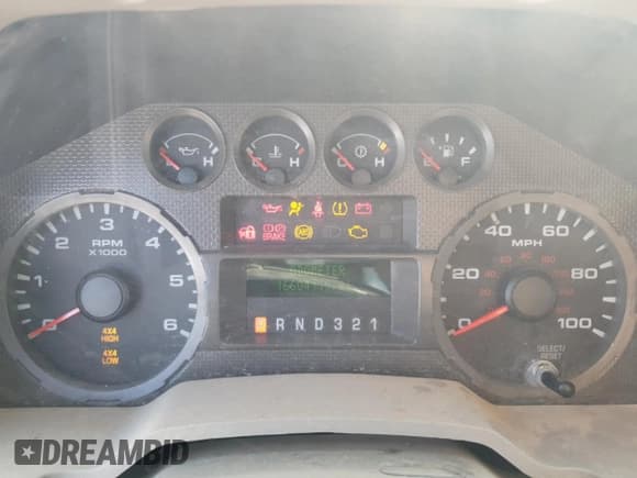 ✅ 2010 Ford F-250 XL • VIN: 1FTSW2B57AEB34701 • Лот: 66987985. Опубликован ранее на Copart с пробегом 166 041 миль. Бесплатный доступ к архиву аукционных продаж из США и подробный отчёт об истории автомобиля на DreamBid. Изображение 9.