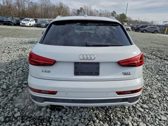 ✅ 2016 Audi Q3 Prestige • VIN: WA1GFCFS8GR014204 • Lot: 95807505. Listed on Copart with 161,783 mi. Free auction sales archive from the USA and detailed vehicle history report at DreamBid. Image 6.