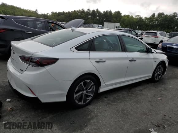 ✅ 2019 Hyundai Sonata • VIN: KMHE14L25KA093906 • Лот: 55942464. Опубликован ранее на Copart с пробегом 66 080 миль. Бесплатный доступ к архиву аукционных продаж из США и подробный отчёт об истории автомобиля на DreamBid. Изображение 3.
