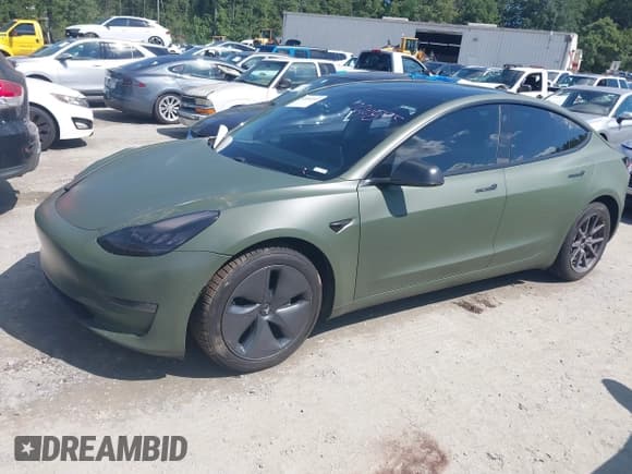 ✅ 2020 Tesla Model 3 Standard Range Plus • VIN: 5YJ3E1EA3LF784895 • Lot: 42996403. Wystawiony na IAAI z przebiegiem 73 089 mil. Bezpłatny archiwum sprzedaży aukcyjnych z USA i szczegółowy raport historii pojazdu na DreamBid. Zdjęcie 16.