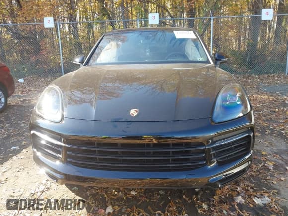 ✅ 2020 Porsche Cayenne • VIN: WP1AA2AY0LDA03395 • Lot: 43680422. Listed on IAAI with 39,526 mi. Free auction sales archive from the USA and detailed vehicle history report at DreamBid. Image 12.