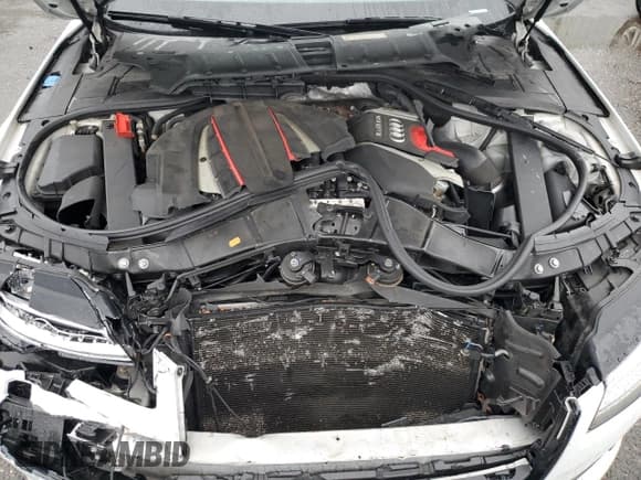 ✅ 2016 Audi S8 Plus • VIN: WUAJ5AFD8GN900070 • Lot: 43043585. Wystawiony na Copart z przebiegiem 168 635 mil. Bezpłatny archiwum sprzedaży aukcyjnych z USA i szczegółowy raport historii pojazdu na DreamBid. Zdjęcie 11.