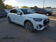 ✅ 2023 Audi Q5 S line Prestige • VIN: WA1FAAFY5P2002216 • Lot: 72734564. Wystawiony na Copart z przebiegiem Nie podano. Bezpłatny archiwum sprzedaży aukcyjnych z USA i szczegółowy raport historii pojazdu na DreamBid. Zdjęcie 4.